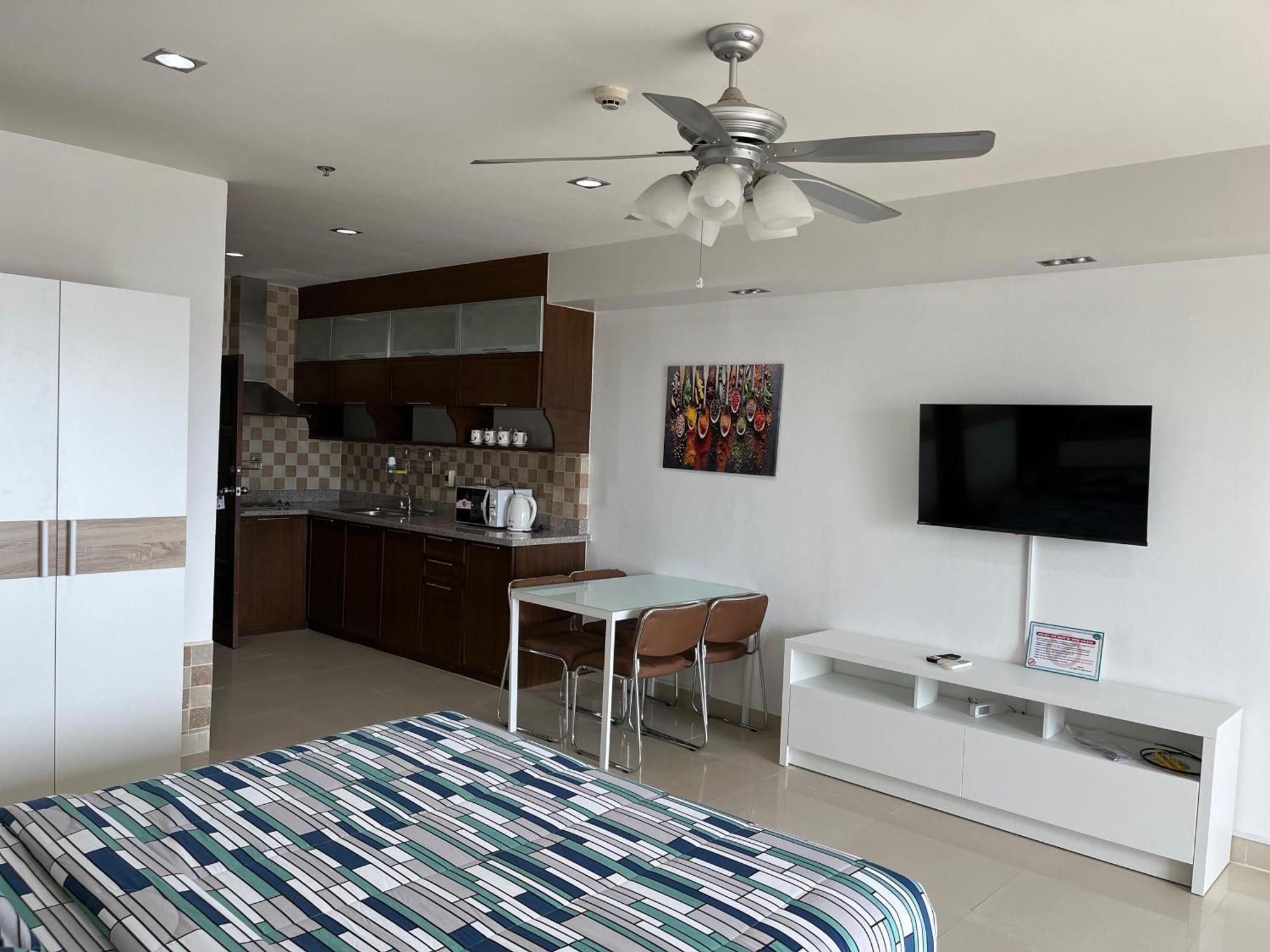 Condo Express View Talay 6 Pattaya Zewnętrze zdjęcie