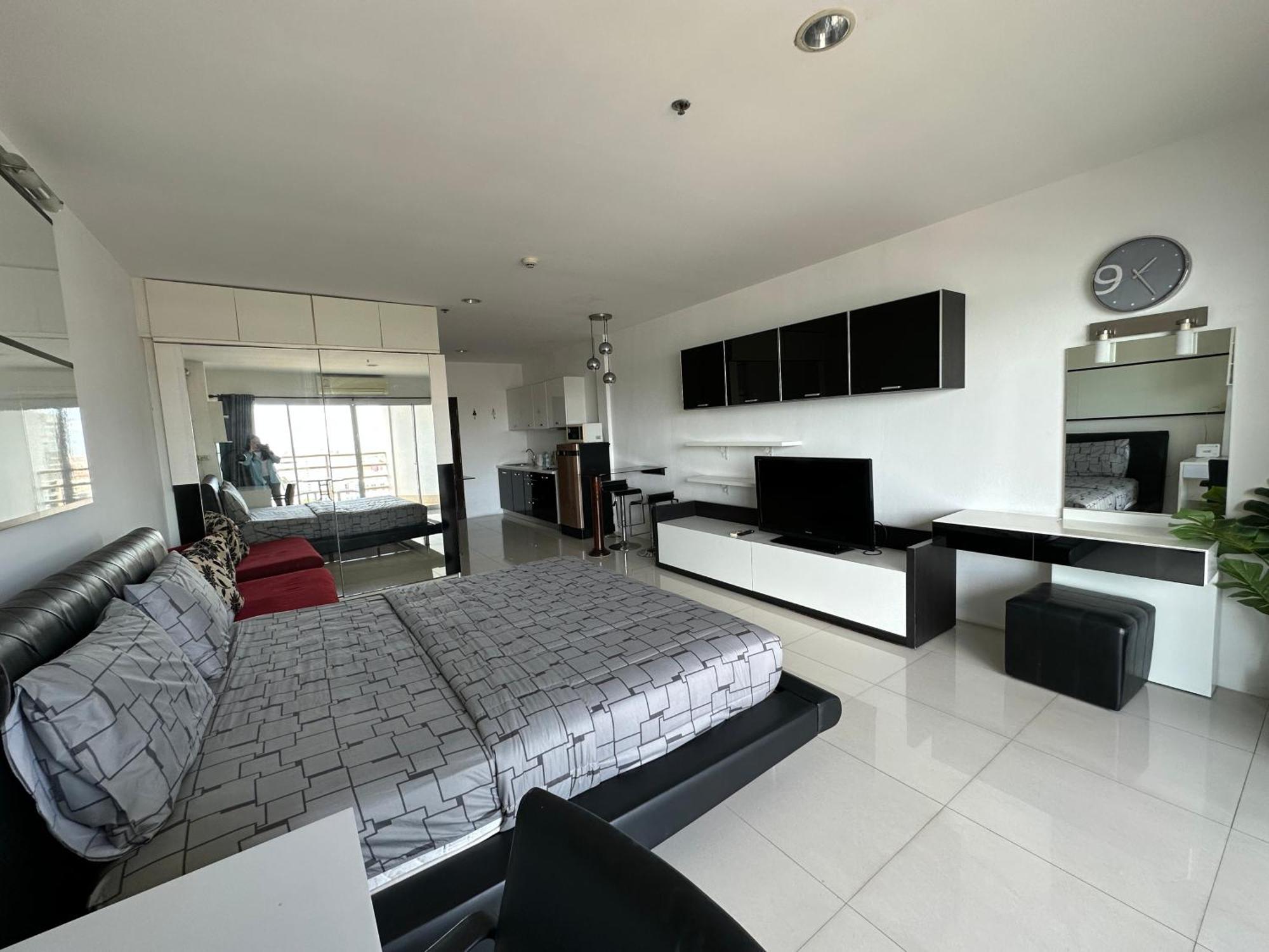Condo Express View Talay 6 Pattaya Zewnętrze zdjęcie