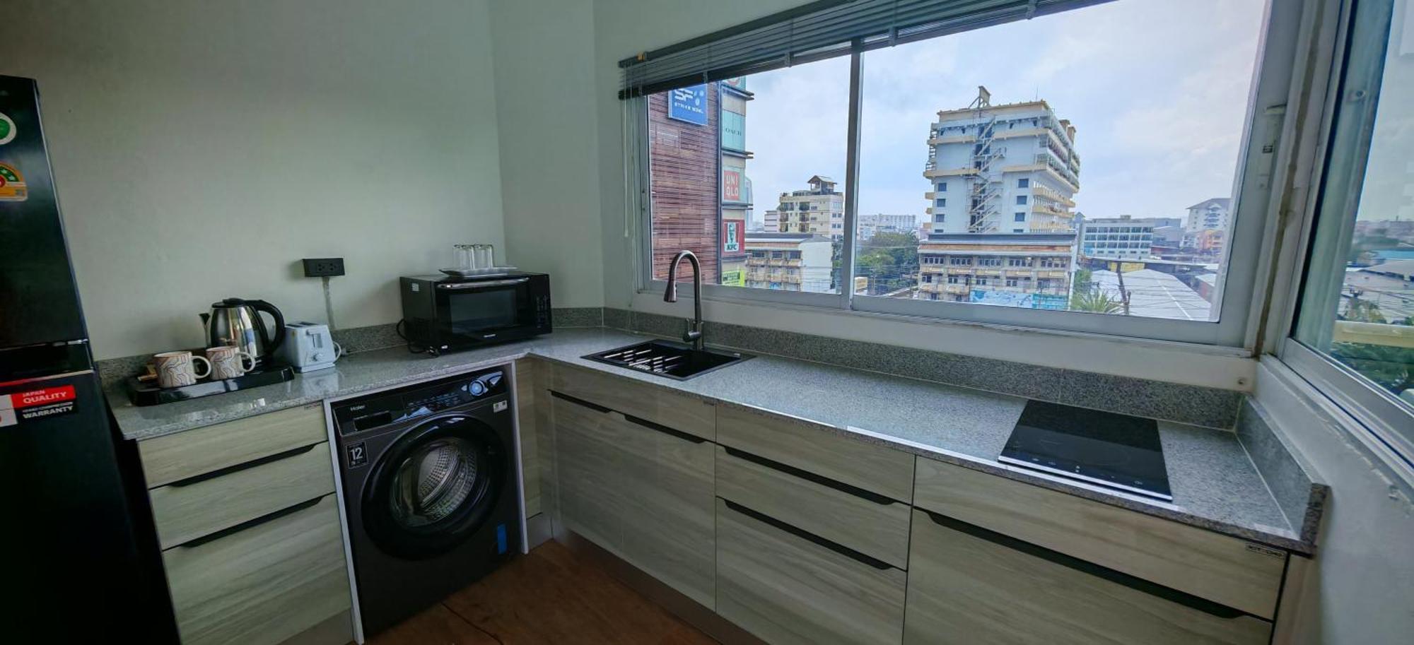 Condo Express View Talay 6 Pattaya Zewnętrze zdjęcie