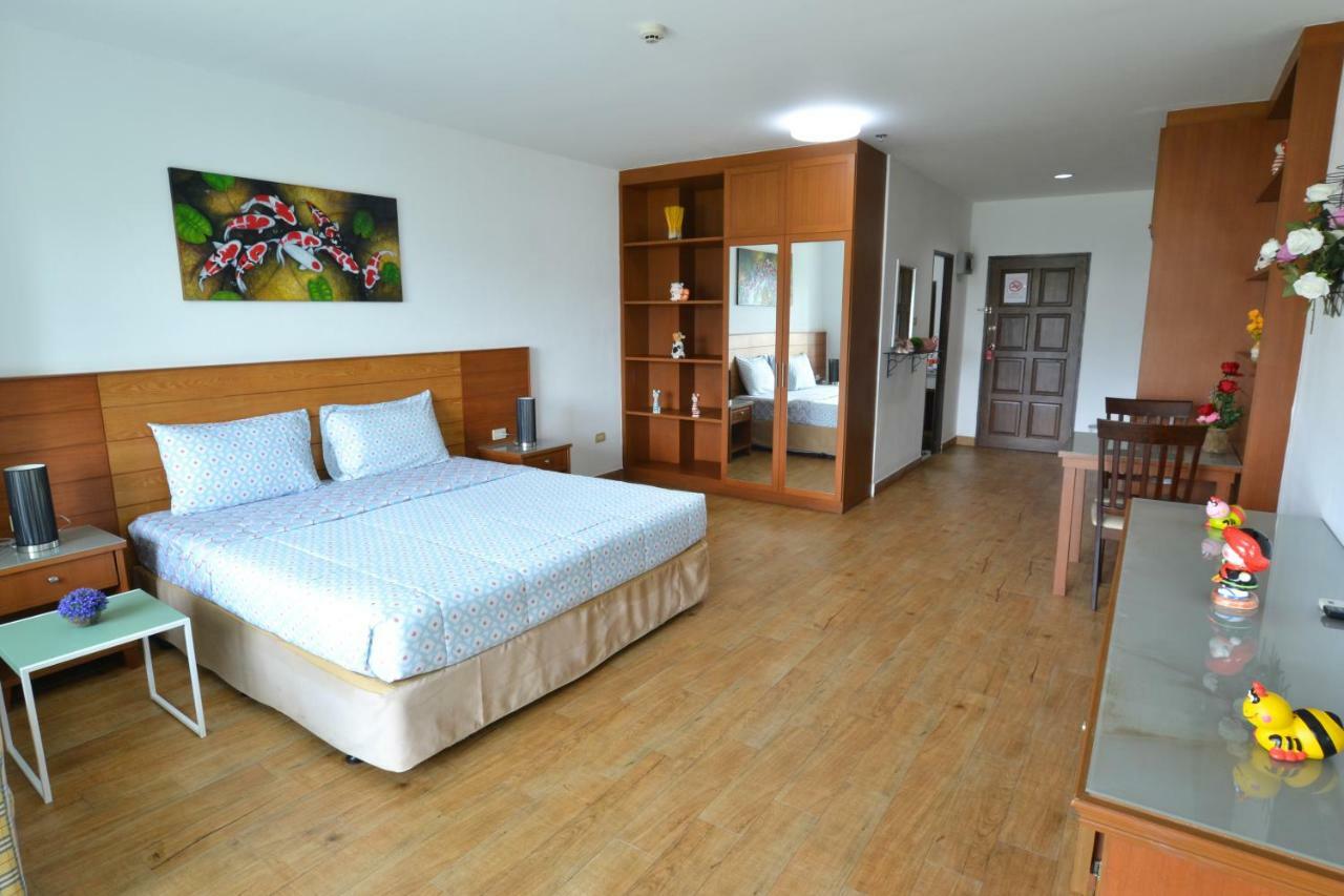 Condo Express View Talay 6 Pattaya Zewnętrze zdjęcie